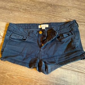 Size 28 jean shorts in navy